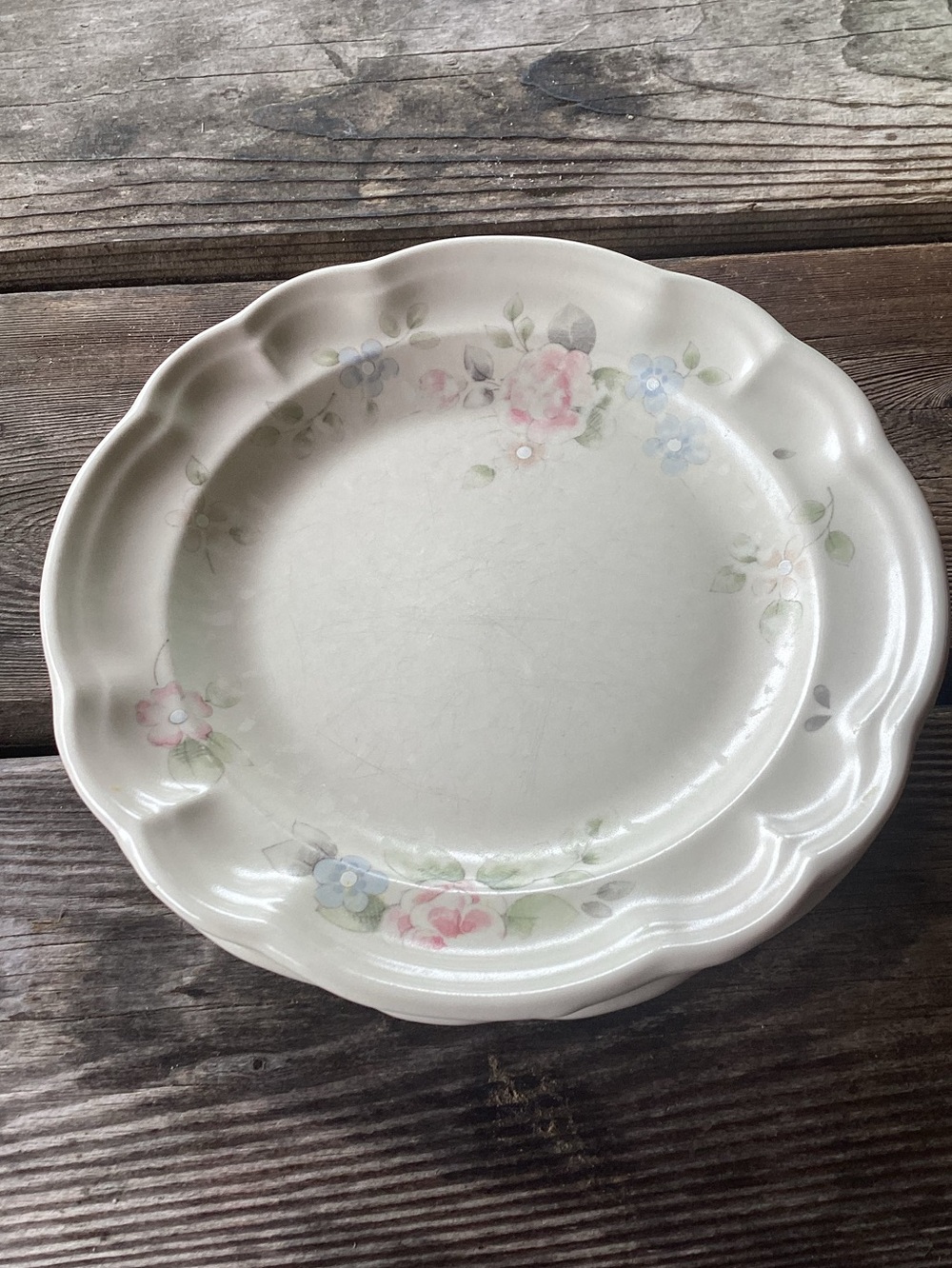 Pfaltzgraff Vintage Tea Rose Luncheon Plates - set of 2